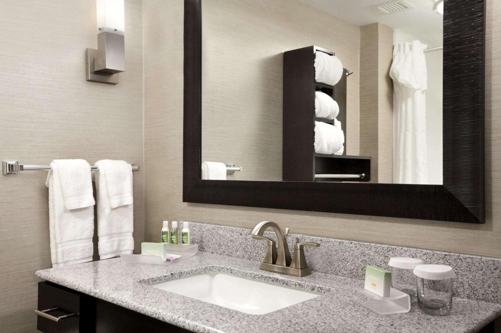 Homewood Suites By Hilton Columbus Osu, Oh Bagian luar foto